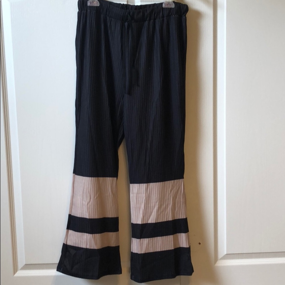 Comfy pants as a set! (Get a free gift)!